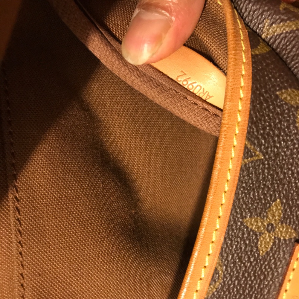 Louis Vuitton Saumur 35 Sold - Picture 6 of 8